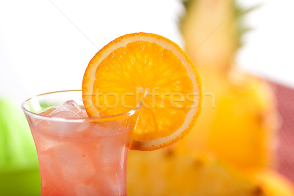 Piros koktél narancs jég narancsszelet bár Stock fotó © karandaev