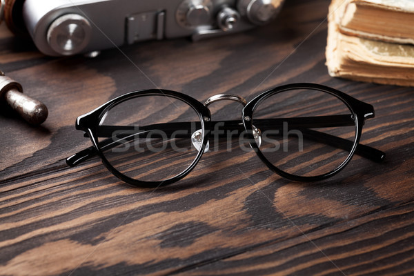 ретро таблице Vintage старые книгах очки Сток-фото © karandaev