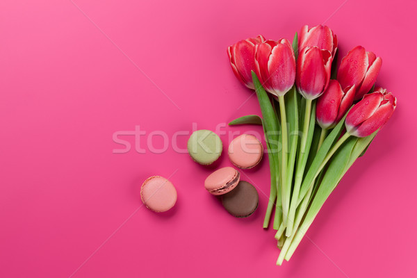 Red tulip flowers and macaroon cookies Stock photo © karandaev