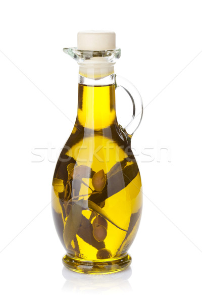 Ulei de măsline sticlă izolat alb sticlă ulei Imagine de stoc © karandaev