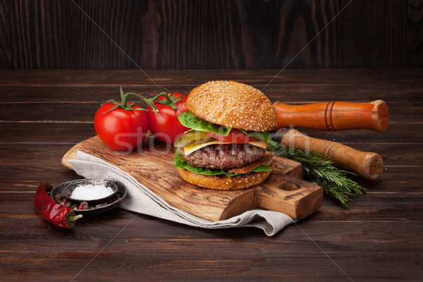 Zdjęcia stock: Smaczny · grillowany · burger · gotowania · wołowiny