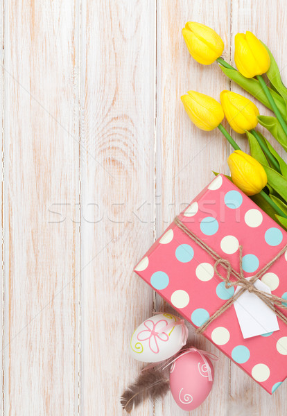 Foto stock: Páscoa · amarelo · tulipas · colorido · ovos · branco