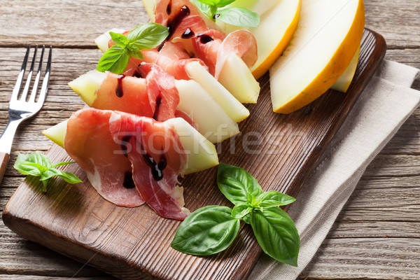 Stock fotó: Friss · dinnye · prosciutto · bazsalikom · antipasti · fa · asztal