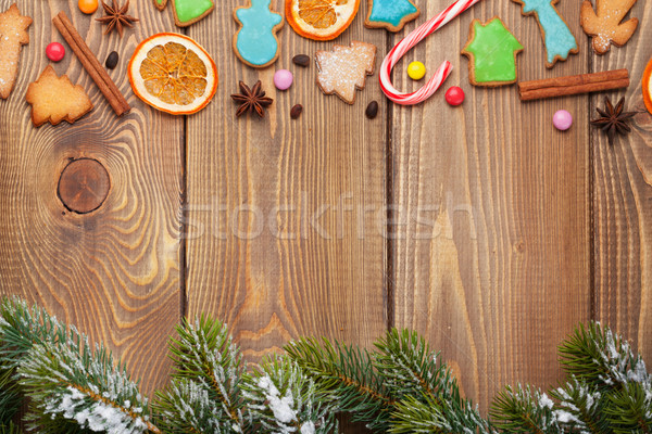 Foto stock: Navidad · nieve · especias · pan · de · jengibre