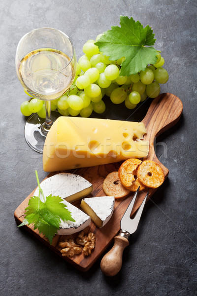 Vinho uva queijo vinho branco pão pedra Foto stock © karandaev