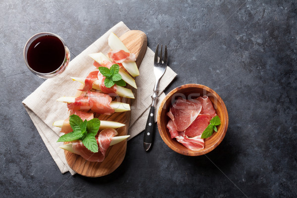 Stock fotó: Friss · dinnye · prosciutto · menta · antipasti · vörösbor