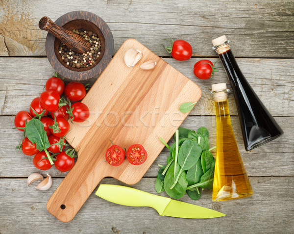 Frischen Zutaten Kochen Tomaten Salat Gewürze Stock foto © karandaev