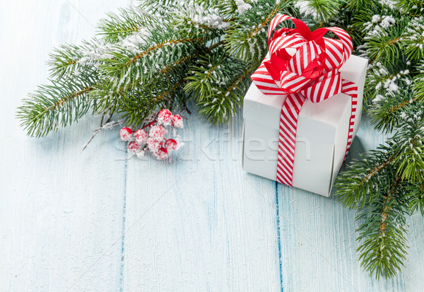 Karácsony ajándék doboz fenyőfa ág fa asztal absztrakt Stock fotó © karandaev