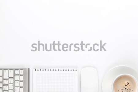 Tabeli komputera filiżankę kawy górę Zdjęcia stock © karandaev