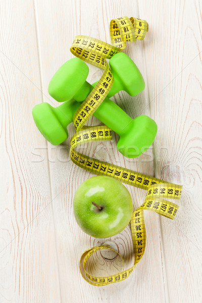 Egészséges étel fitnessz étel test gyümölcs testmozgás Stock fotó © karandaev