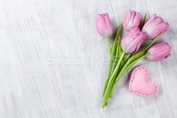 ストックフォト: 新鮮な · ピンク · チューリップ · 花 · 中心 · 木製のテーブル