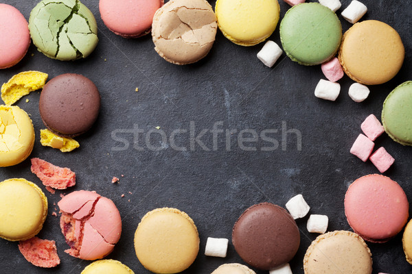 Stockfoto: Kleurrijk · zoete · macarons · steen · tabel · top