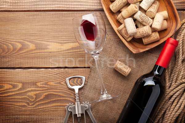 ストックフォト: 赤ワイン · ボトル · ワイングラス · ボウル · コークスクリュー