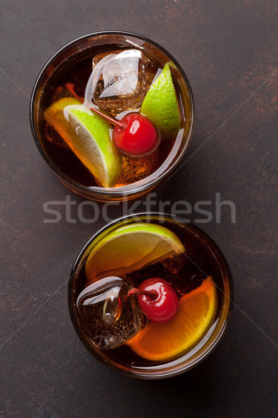 Cocktail Gläser top Ansicht Hintergrund bar Stock foto © karandaev