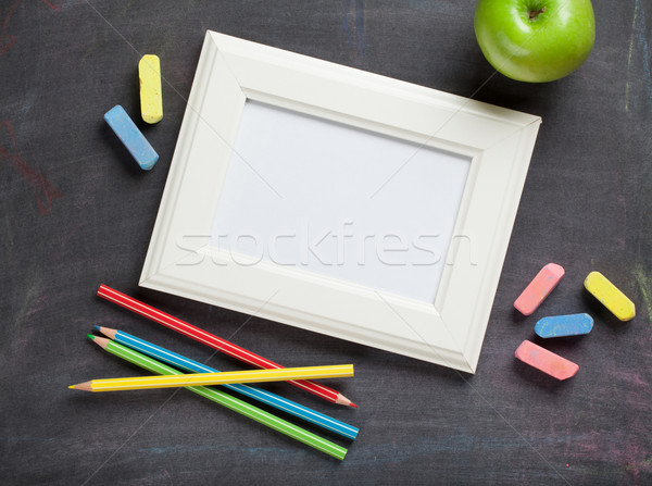 [[stock_photo]]: Fournitures · scolaires · tableau · noir · haut · vue · espace · de · copie