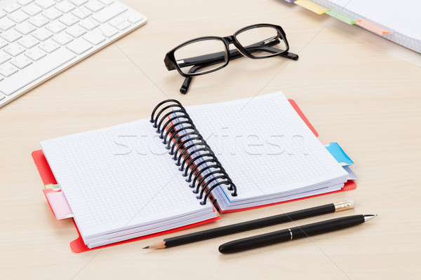 Bureau table ordinateur verres réunion [[stock_photo]] © karandaev