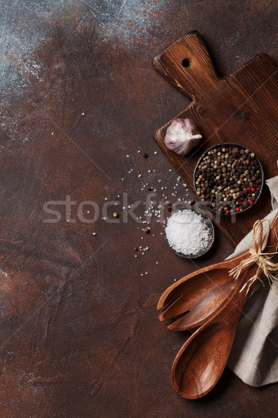 Klasszikus konyha kellékek fűszer vágódeszka főzés Stock fotó © karandaev
