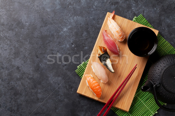 Foto d'archivio: Set · sushi · tè · verde · pietra · tavola · top