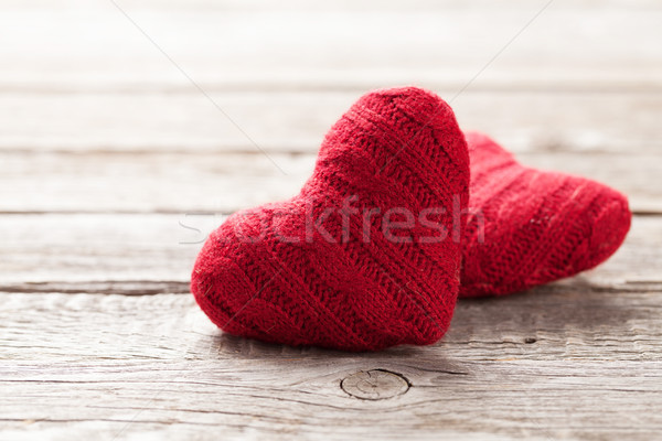 Stockfoto: Valentijnsdag · wenskaart · Rood · harten · houten · tafel · ruimte