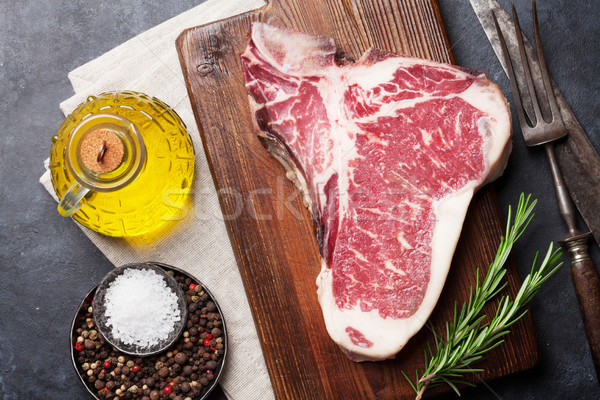 Steak brut cuisson pierre table haut Photo stock © karandaev