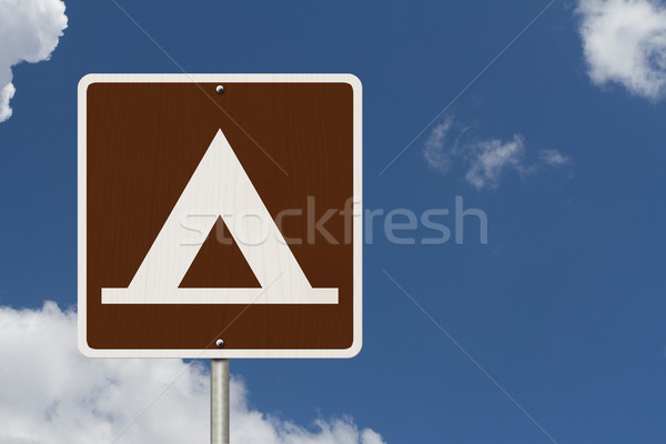 кемпинга американский дорожный знак небе символ палатки Сток-фото © karenr