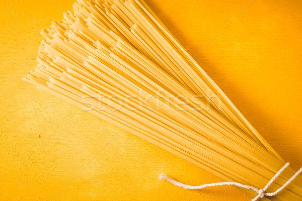 Ruw spaghetti Geel top achtergrond Stockfoto © Karpenkovdenis