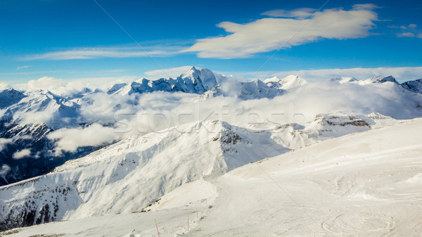 [[stock_photo]]: Célèbre · ski · Resort · alpes · hiver · ciel
