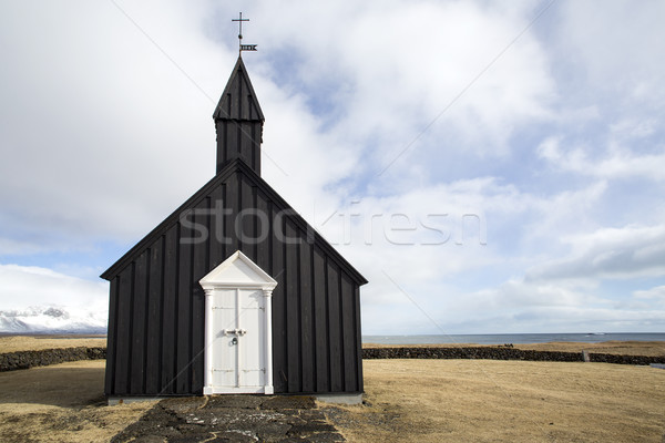 Siyah kilise İzlanda bahar manzara dağlar Stok fotoğraf © kb-photodesign