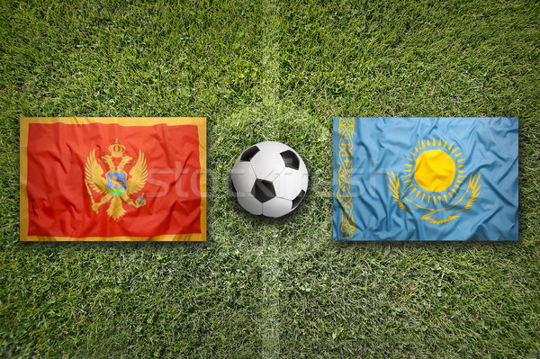 Vs flagi boisko do piłki nożnej zielone zespołu piłka Zdjęcia stock © kb-photodesign