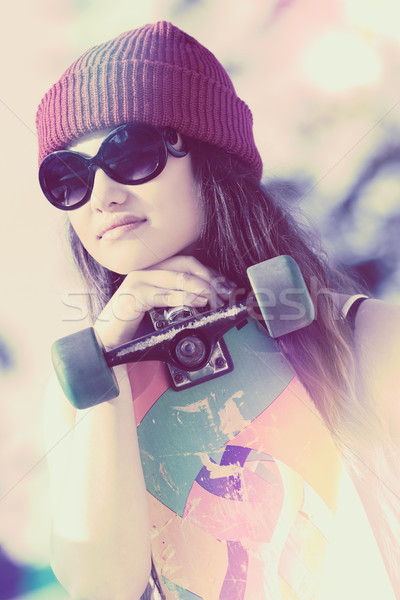 年輕 溜冰者 女孩 眼鏡 青少年 商業照片 © keeweeboy