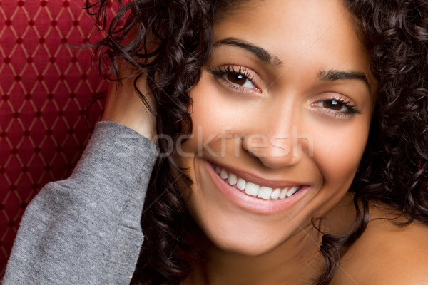 Zâmbitor african american femeie frumos faţă fericit Imagine de stoc © keeweeboy