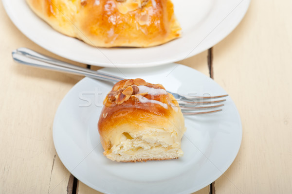 Zdjęcia stock: Słodkie · chleba · pączek · ciasto · świeże · domu