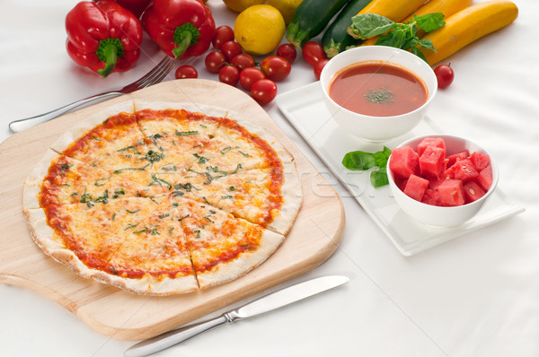 Italienisch Original dünne Pizza Suppe Wassermelone Stock foto © keko64