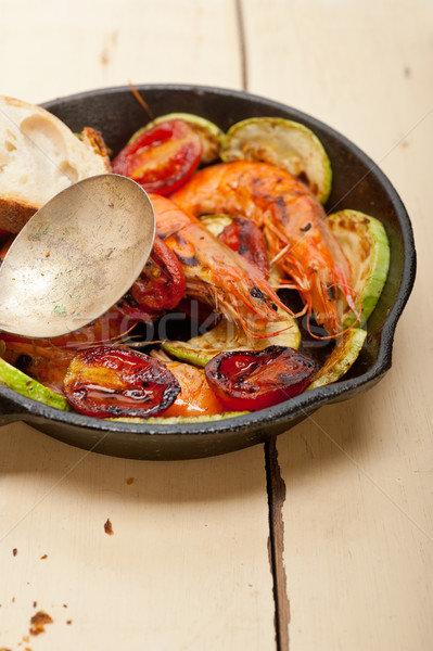 Courgettes tomates fonte alimentaire rouge [[stock_photo]] © keko64