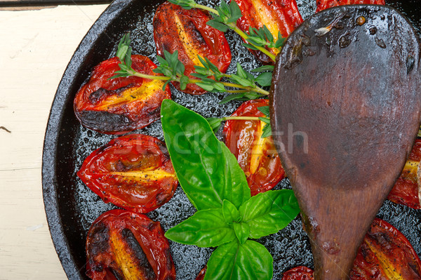 Tomates cerises basilic four fonte bois [[stock_photo]] © keko64