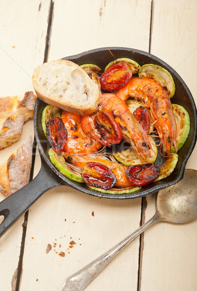 Courgettes tomates fonte alimentaire rouge [[stock_photo]] © keko64