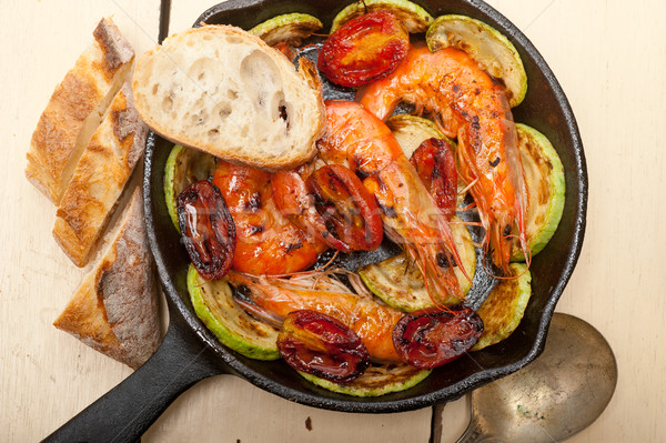 Courgettes tomates fonte alimentaire rouge [[stock_photo]] © keko64