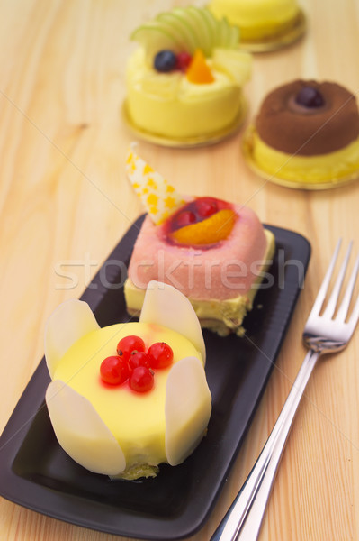 fresh berry fruit cake Stock photo © keko64