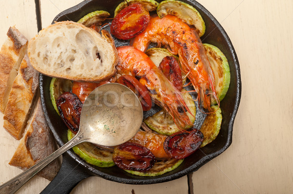 Courgettes tomates fonte alimentaire rouge [[stock_photo]] © keko64