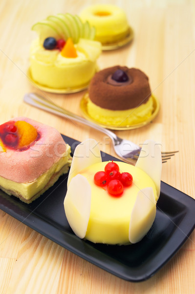 fresh berry fruit cake Stock photo © keko64