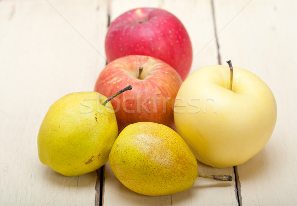 Stock fotó: Friss · gyümölcsök · almák · körték · fehér · fa · asztal