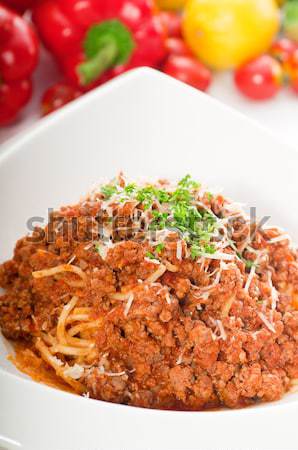 Espaguetis pasta salsa boloñesa italiano clásico verduras frescas Foto stock © keko64