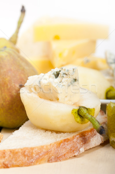 Brânză pere diferit proaspăt aperitiv Imagine de stoc © keko64