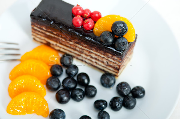 Cioccolato torta di frutta frutta fresca top primo piano Foto d'archivio © keko64