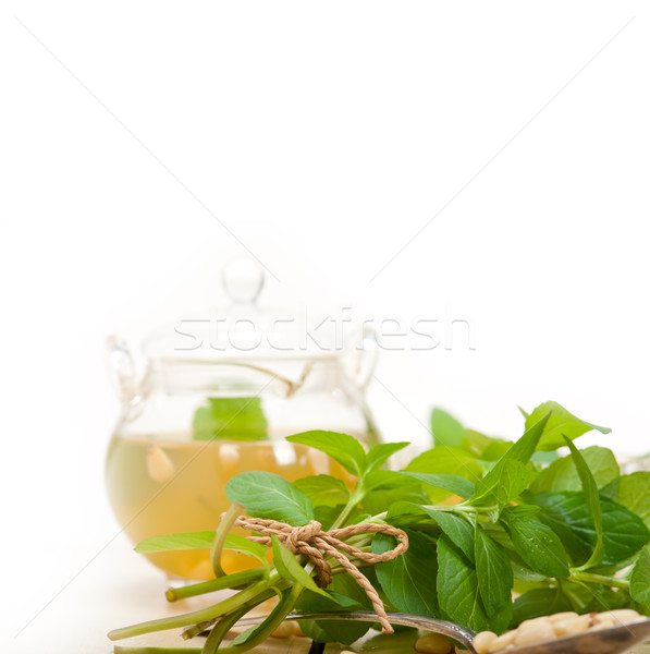 Foto stock: Árabe · tradicional · de · pinho · nozes · chá