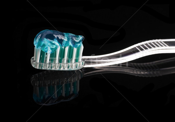 Cepillo de dientes negro casa belleza verde Foto stock © keko64