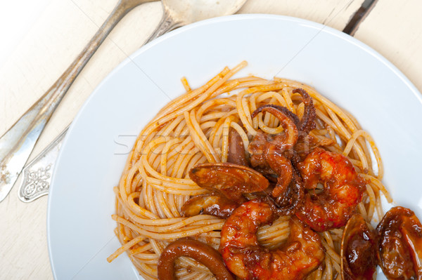 Italiano mariscos espaguetis pasta rojo salsa de tomate Foto stock © keko64