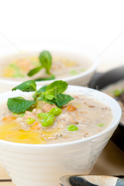 Jęczmień zupa mięty pozostawia górę Zdjęcia stock © keko64