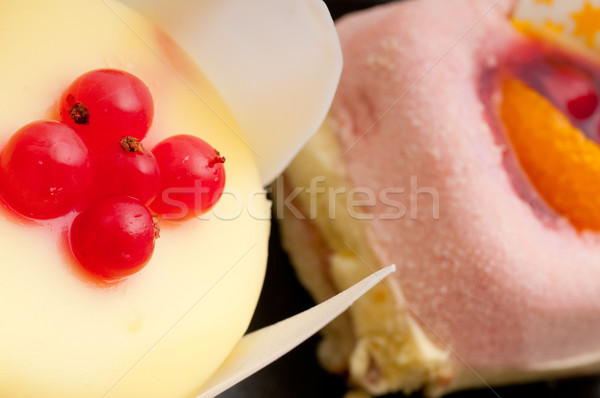 fresh berry fruit cake Stock photo © keko64
