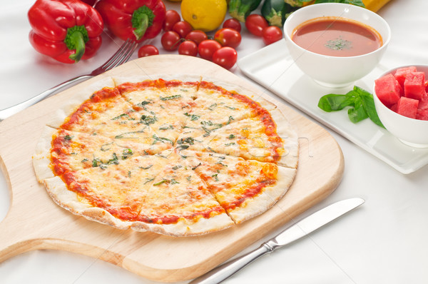 Italienisch Original dünne Pizza Suppe Wassermelone Stock foto © keko64